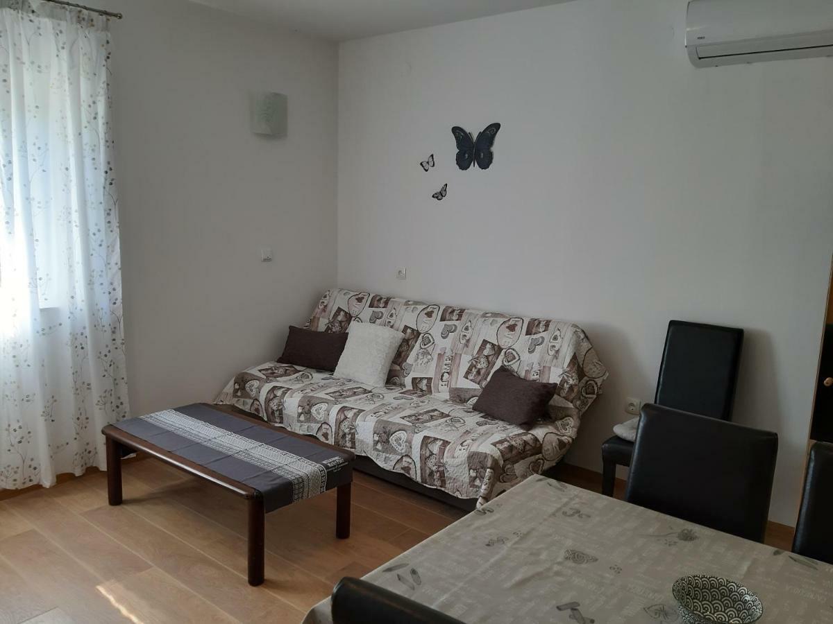 Apartment Butterfly Split - For Rest And Relaxation Buitenkant foto
